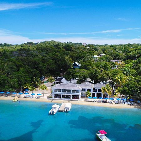 Luna Beach Luxury Boutique Beach Front Resort Jobs Bight Kültér fotó